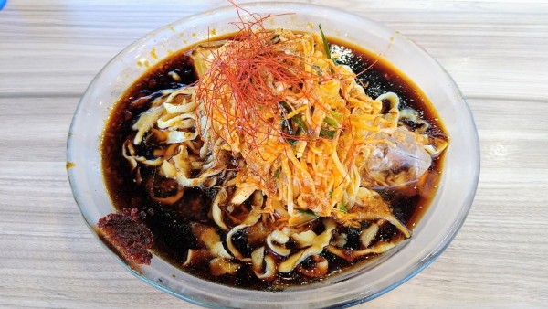 「【限定】冷やしスタミナラーメン」@くじら食堂 nonowa東小金井店の写真