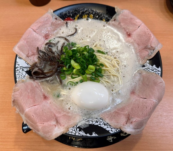 「味玉チャーシューメン」@博多一幸舎 博多デイトス店の写真