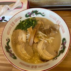 大盛チャーシューメン（640円）＋替玉大（130円）