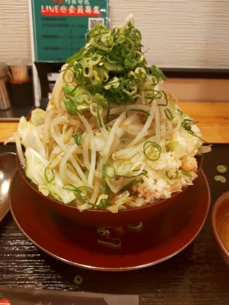 「唯一無二の海老二郎　1180円　ヤサイマシマシ50円」@海老で鯛を釣る麺堂 神楽 刈谷分店の写真