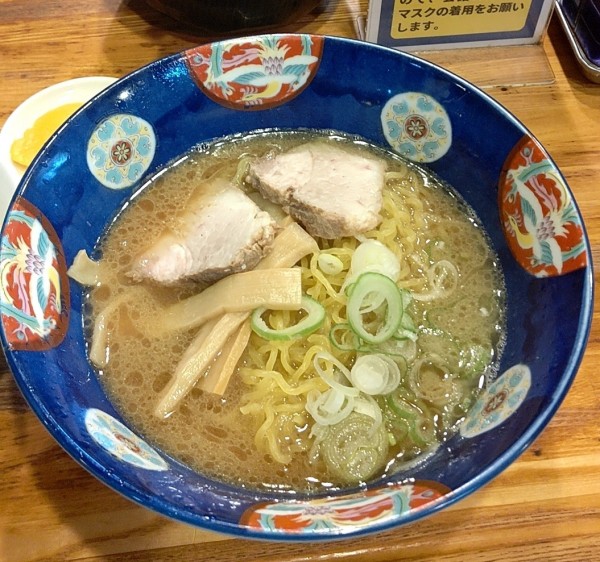 「めんばり900円半めし200円」@天鳳の写真