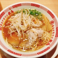 中華そば 770円(税込847円)