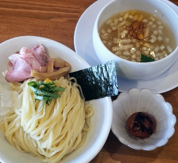 「【限定】鶏つけそば￥９００＋梅干し￥５００」@らーめん コットンポットの写真