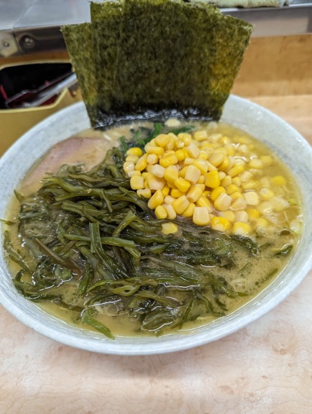 「ラーメン+茎わかめ+コーン」@川崎家の写真