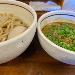 つけ麺、味玉トッピング(1100円)