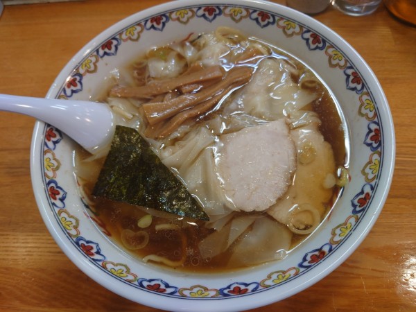 「ワンタン麺」@春木屋 荻窪本店の写真