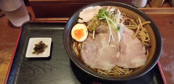 「焦がし醤油らーめん(大盛)」@和風らーめん 凪の写真