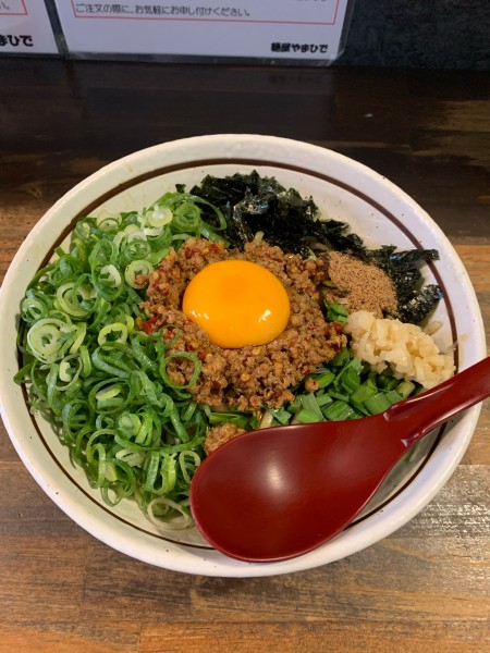 「台湾まぜそば（並）＋九条ネギ＋チーズ」@麺屋 やまひで 奈良本店の写真