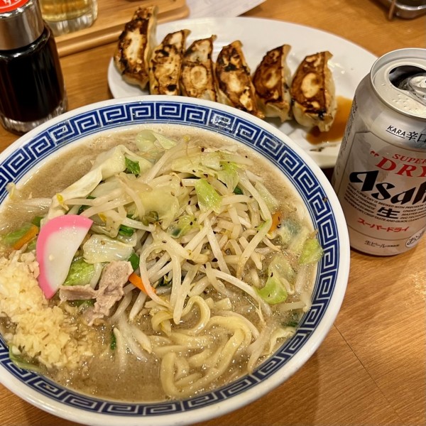 「タンギョウ（ニンニク）＋ビール」@トナリ 丸の内店の写真