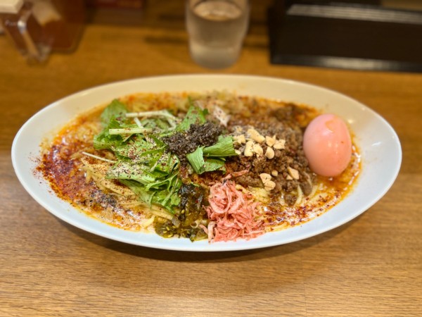 「黒トリュフ汁なし豪虎担々麺1030円＋海老味玉110円」@豪虎担々麺の写真