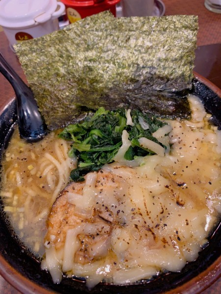 「ラーメン＋モッツァレラチーズ」@NOODLE HEARTSの写真