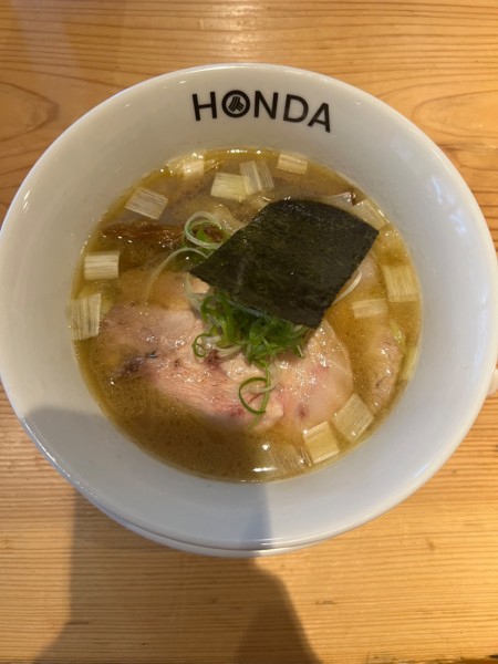 「らぁめん（醤油）並1000円」@本田麺業 神田西口駅前店の写真