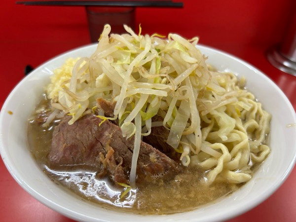 「小ラーメン麺少なめ850円」@ラーメン二郎 柏店の写真