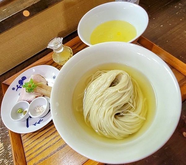 「とろとろ昆布出汁のからませつけ麺」@らぁめん サンドの写真