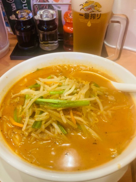 「秘伝の辛味噌ラーメン」@日高屋 聖蹟桜ヶ丘東口店の写真