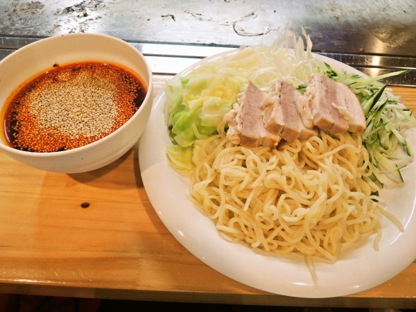 「広島つけ麺」（900円）