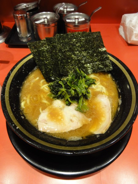 「ラーメン770円硬め」@環2家 蒲田店の写真