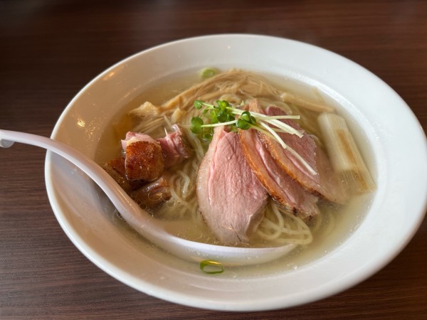 「特製鴨塩チャーシューメン」@鴨LABOの写真