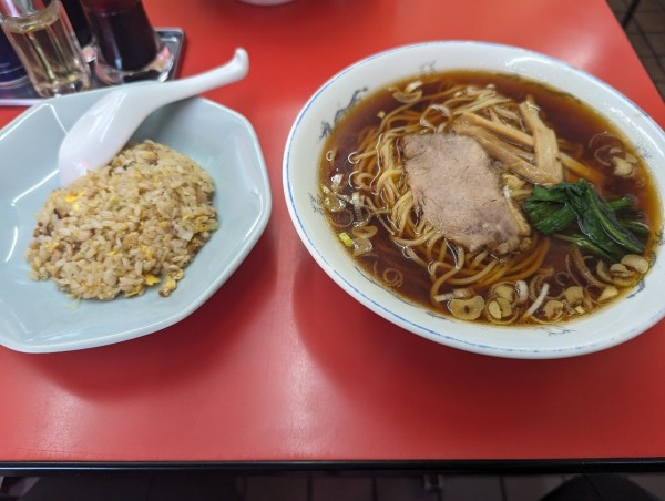 「半チャーハンラーメン」@中華そば 成光の写真