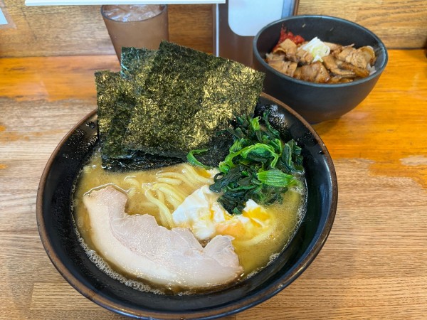 「トキタマラーメン、ヘレメシセット1250」@ラーメン 大山家の写真