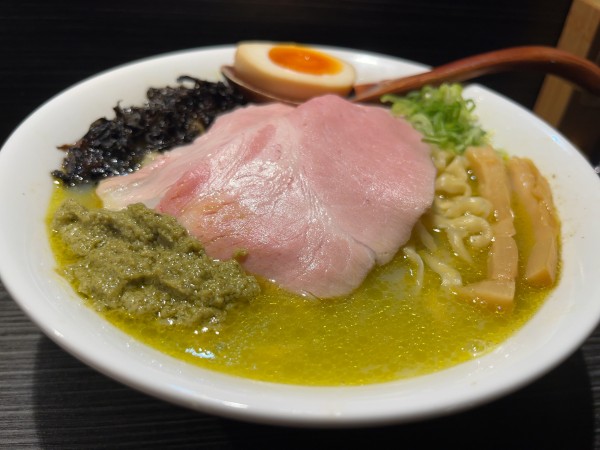 「特製牡蠣塩」@中華蕎麦 無冠の写真