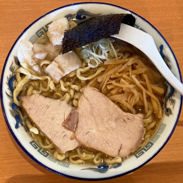 「中華そば 小盛（濃い口・油ばく・身入り）¥800」@ケンチャンラーメン 山形の写真