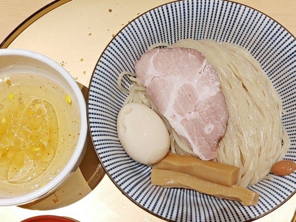 「味玉鯛塩つけ麺」@鯛塩そば 灯花 コレド室町テラス店の写真