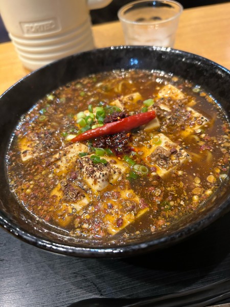 「麻婆豆腐ラーメン」@痺れ系ラーメン 隣太郎の写真