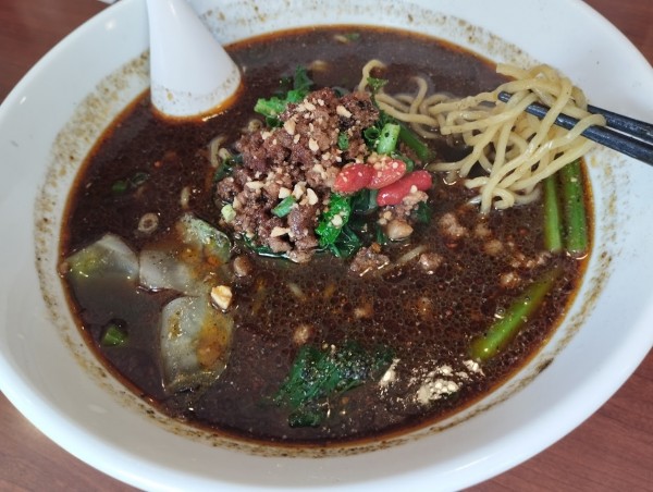 「ランチ 担々麺 黒(800)」@四川麻辣火鍋 天府の写真
