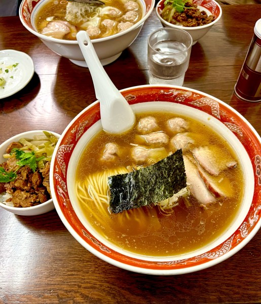 「ワンタン麺【TP】魯肉飯」@支那ソバ かづ屋の写真