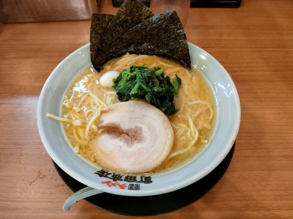 「ラーメン　大盛」@町田商店 鶴ヶ島店の写真