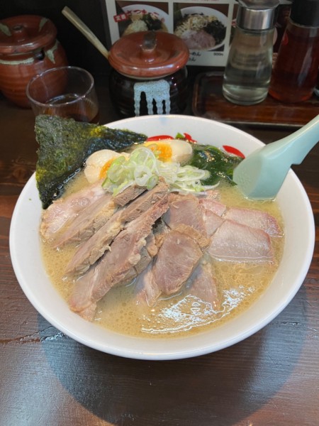 「チャーシュー麺　ダブル　ライス」@さつまっこ 平和島店の写真