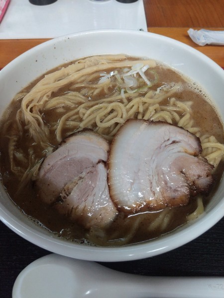 「濃厚中華そば」@つけ麺 中華そば 佐とうの写真