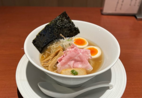 「【限定】冷やし煮干しらぁ麺¥1100」@酒肴場 屯の写真