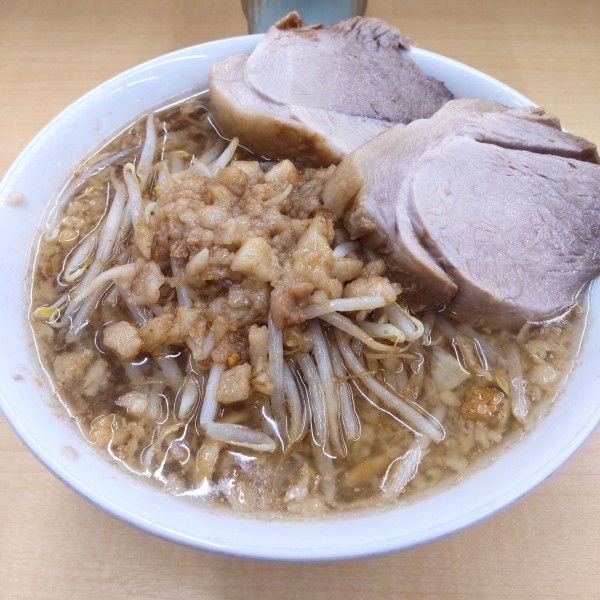 「小ラーメン（￥900）」@ラーメン荘 おもしろい方へ 池田店の写真