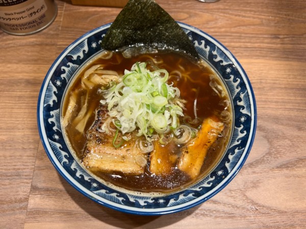 「中華そば 800円」@麺屋しらかわ はなれ中板橋店の写真