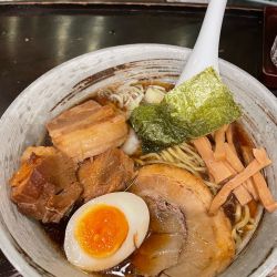 特製かつおラーメン（角煮トッピング）