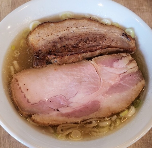 「【数量限定】塩中華そば  ９８０円」@らぁめん蓮華の写真