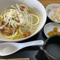 ひげの食堂の画像