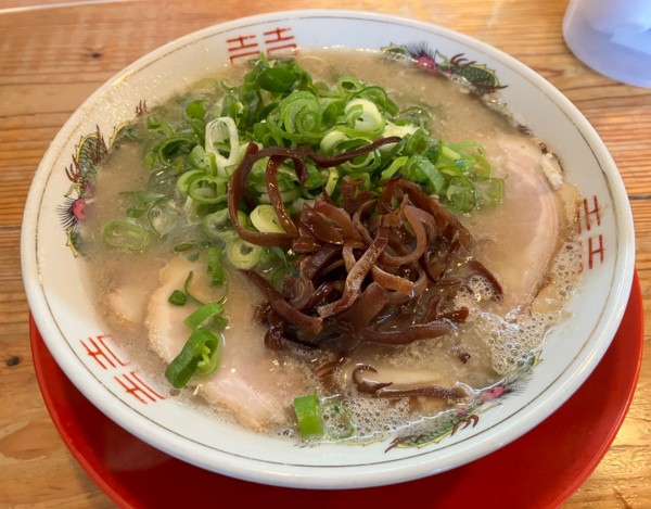 「チャーシューメン＋替玉」@がんばる軒の写真