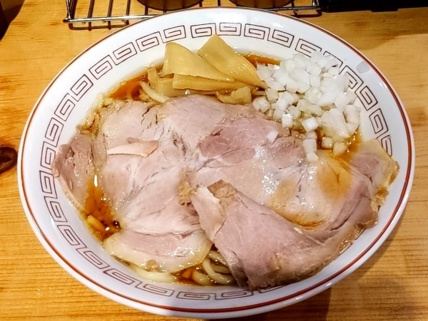 「煮干し中華そば」@背脂煮干し中華そば 和市 新橋本店の写真