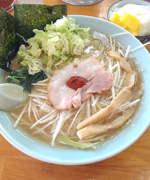 「中華そば塩+きざみネギ､半ライス」@ラーメンショップ 足利50号店の写真