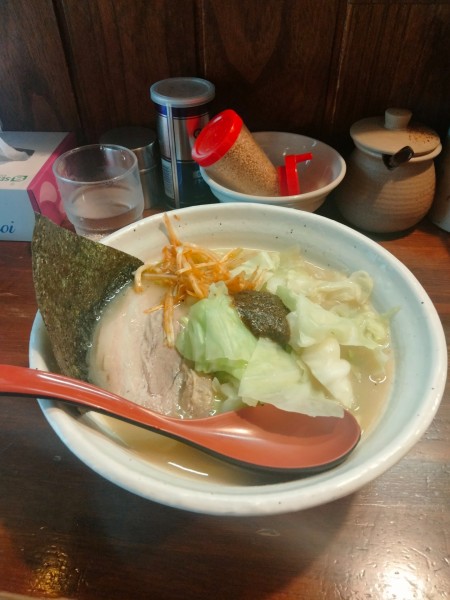 「熟成練り醤油ラーメン」@『   』（無銘）の写真