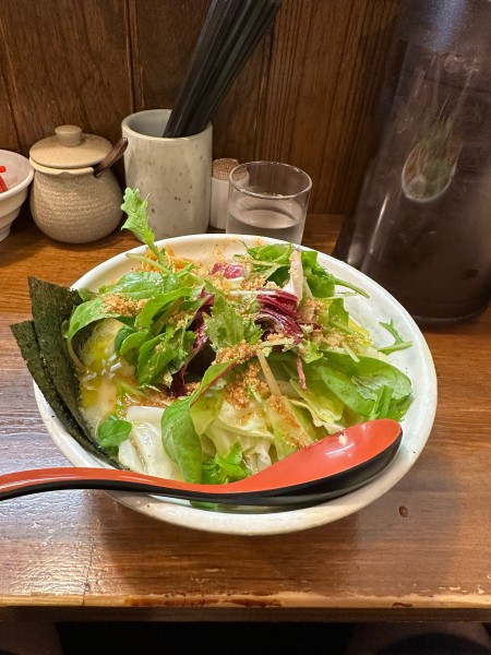 「塩らーめんトリュフオイル掛け＋具だくさん　1100円」@『   』（無銘）の写真