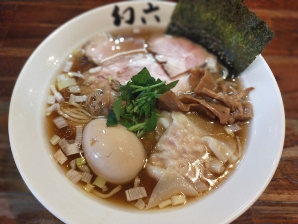 「特製醤油そば」@中華そば 幻六の写真