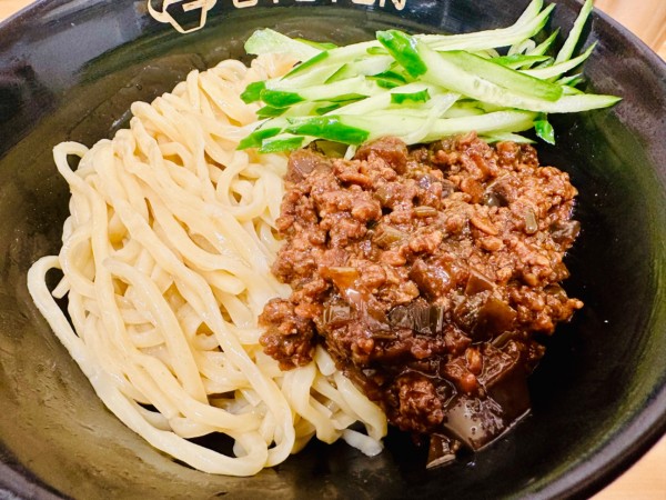 「【限定】ジャージャー麺【800円】」@GYUTONの写真