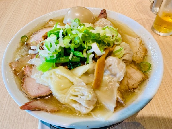 「チャーシューワンタンメン【1500円】」@桜上水 船越の写真