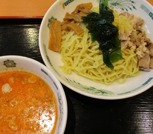 「ピリ辛とんこつつけ麺　640円」@日高屋 田町東口店の写真