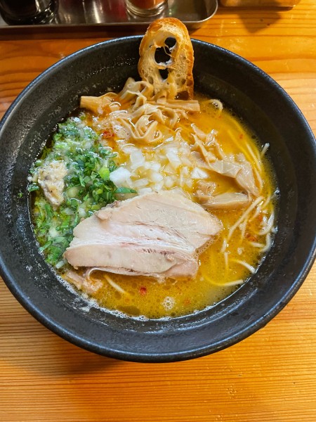 「鳥そば塩」@はりけんラーメンの写真