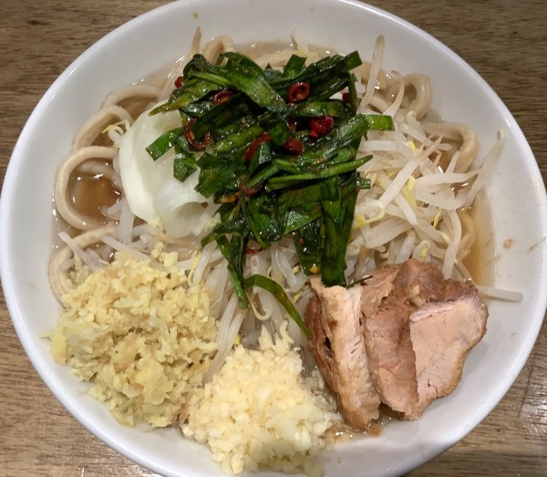 「ラーメン少なめ＋生姜＋辛ニラ」@MEN YARD FIGHTの写真